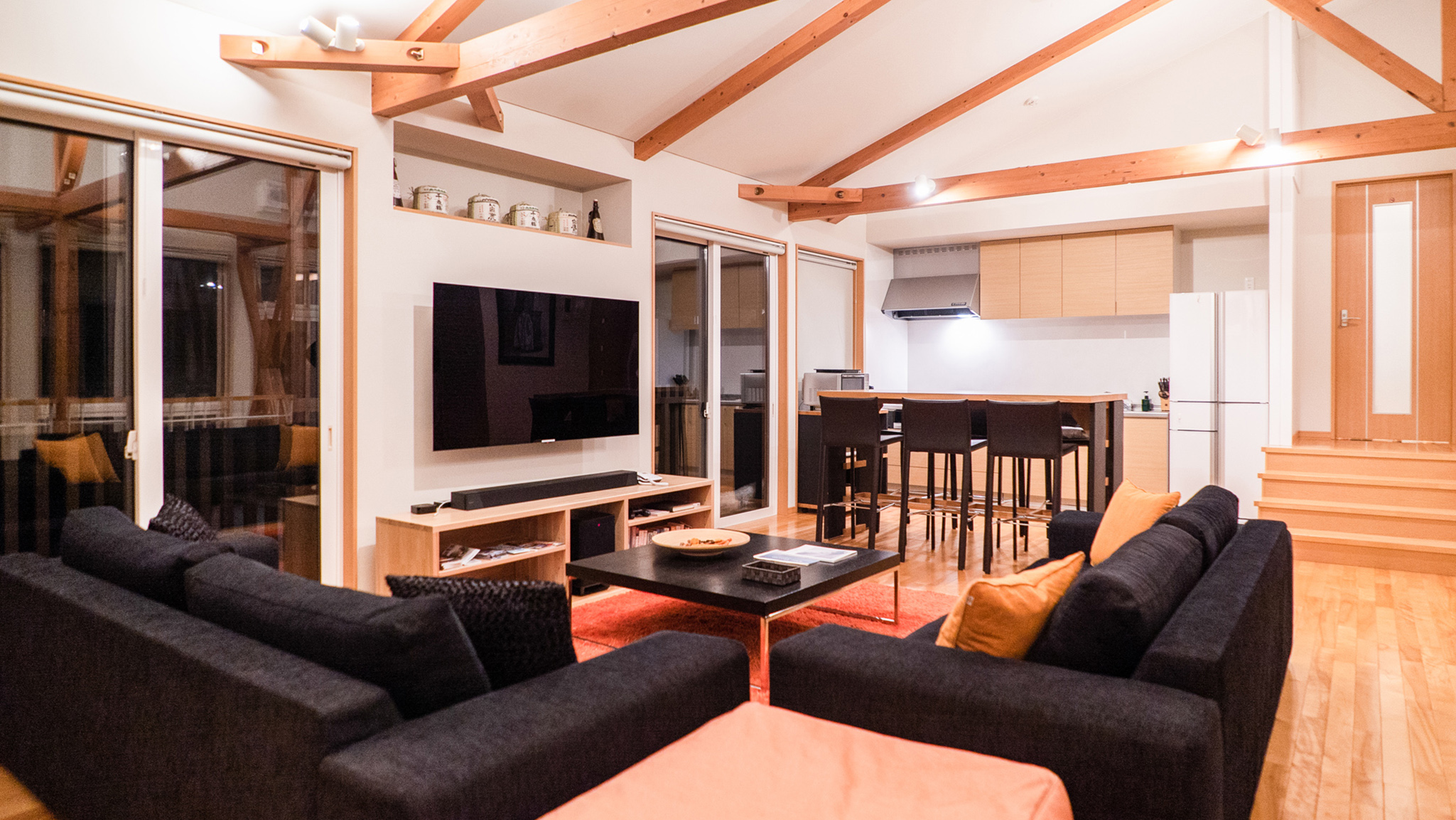 Casi67 East - Ample social space